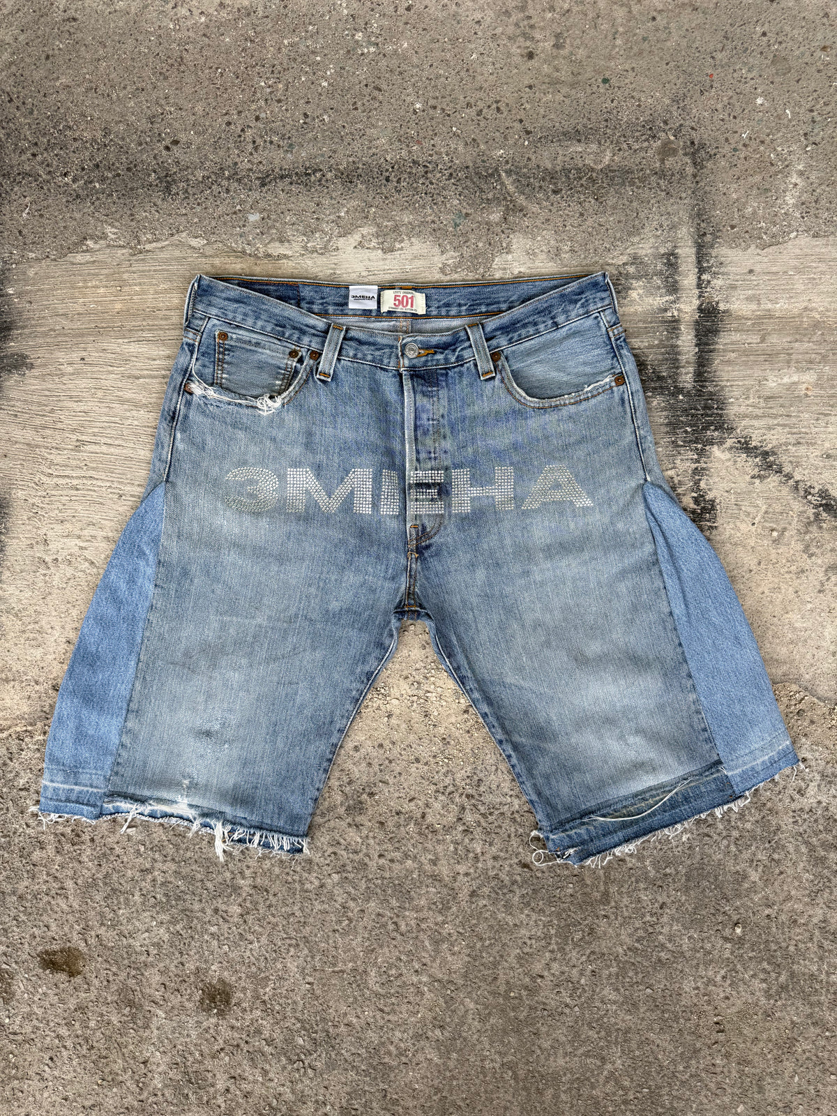 "3MEHA INDUSTRY" LEVI'S STAR JORTS W36 L32 - 1 of 2